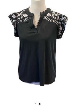 Vintage Threads V-Neck Pullover Top
